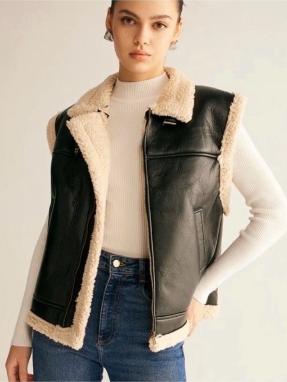 NWT Commense Women’s Black Faux Leather Sherpa-Lined Vest Size Small